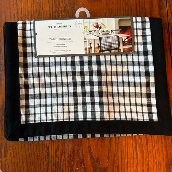 Threshold Dining Nwt Threshold Table Runner From Target Poshmark